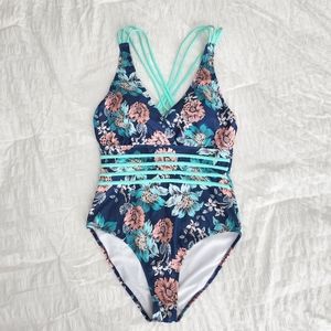 Summer Mae Women's Tummy Control V-Neck One Piece Cross Back Bathing Suit, Med